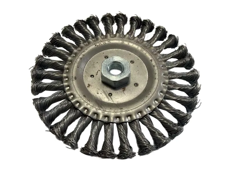 Circular Wire Brush Knotted